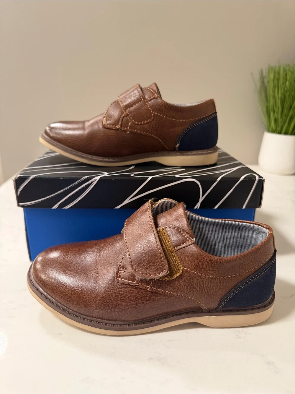 Classic Brown Kids Dress Shoes with Hook-and-Loop Closure